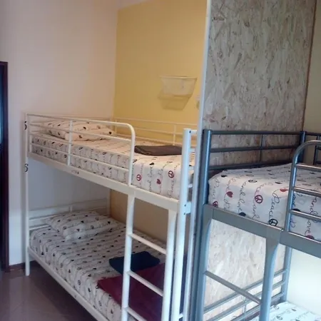 Beatriz Hostel *
